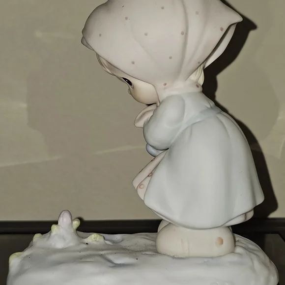 PRECIOUS MOMENTS February Collection 10991 - Picture 2 of 6